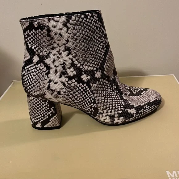 INC - Picture 2 of 2